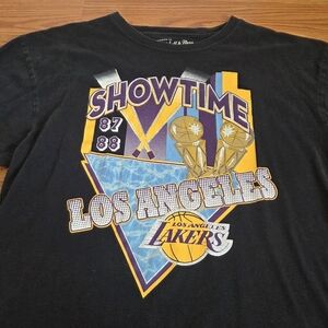 Mitchell & Ness LA Lakers Showtime 1987-88 Tee Black T-Shirt Men's Large NBA